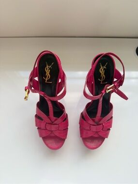 Saint Laurent Fuchsia Leather Knotted Platform Sandals
